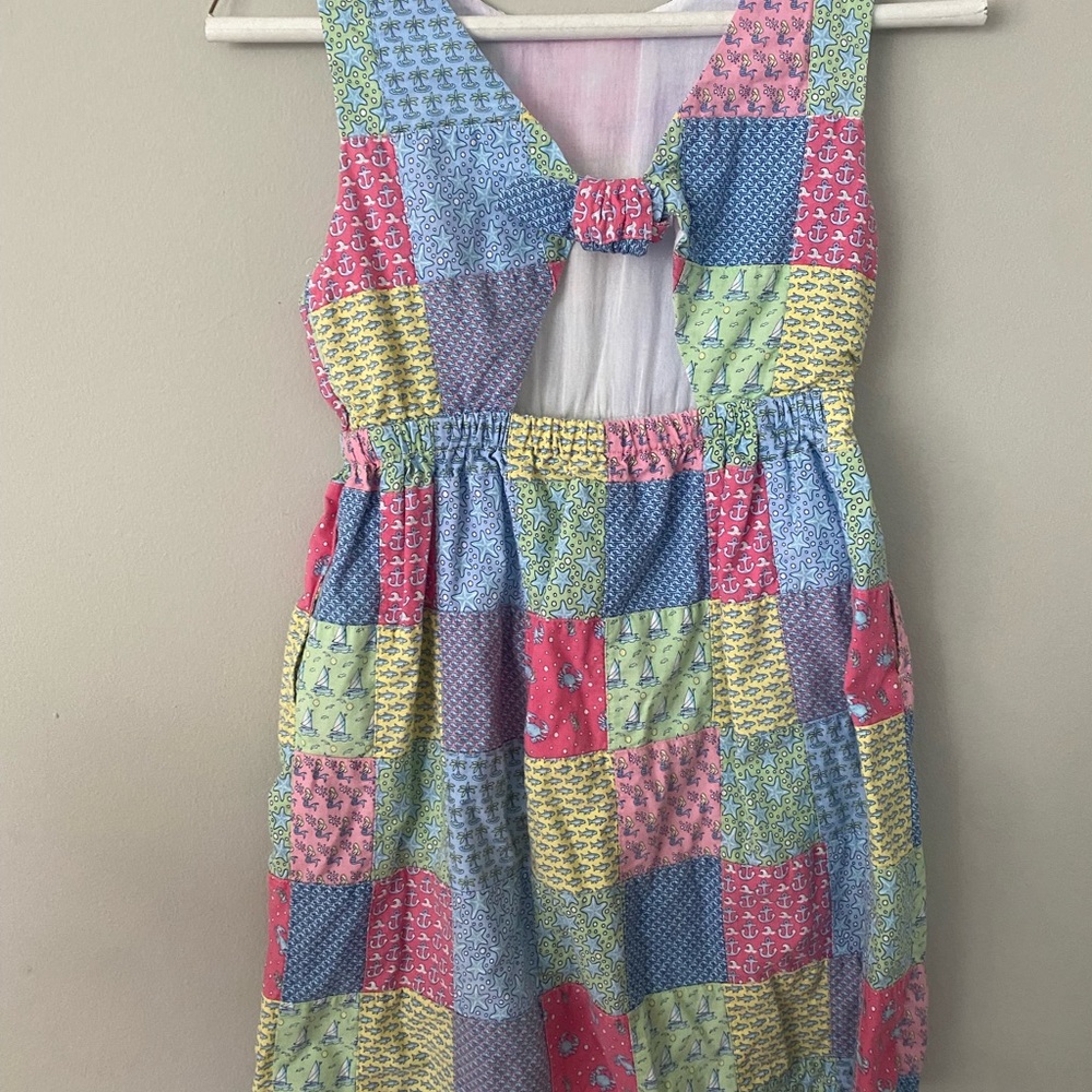 Vineyard vines keyhole back dress size 10